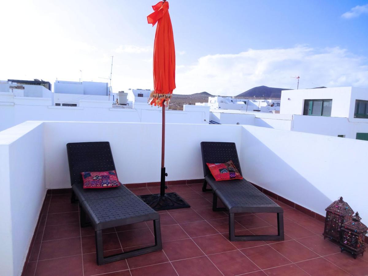Suite Marrakech Beach, La Graciosa. Caleta de Sebo Exteriör bild