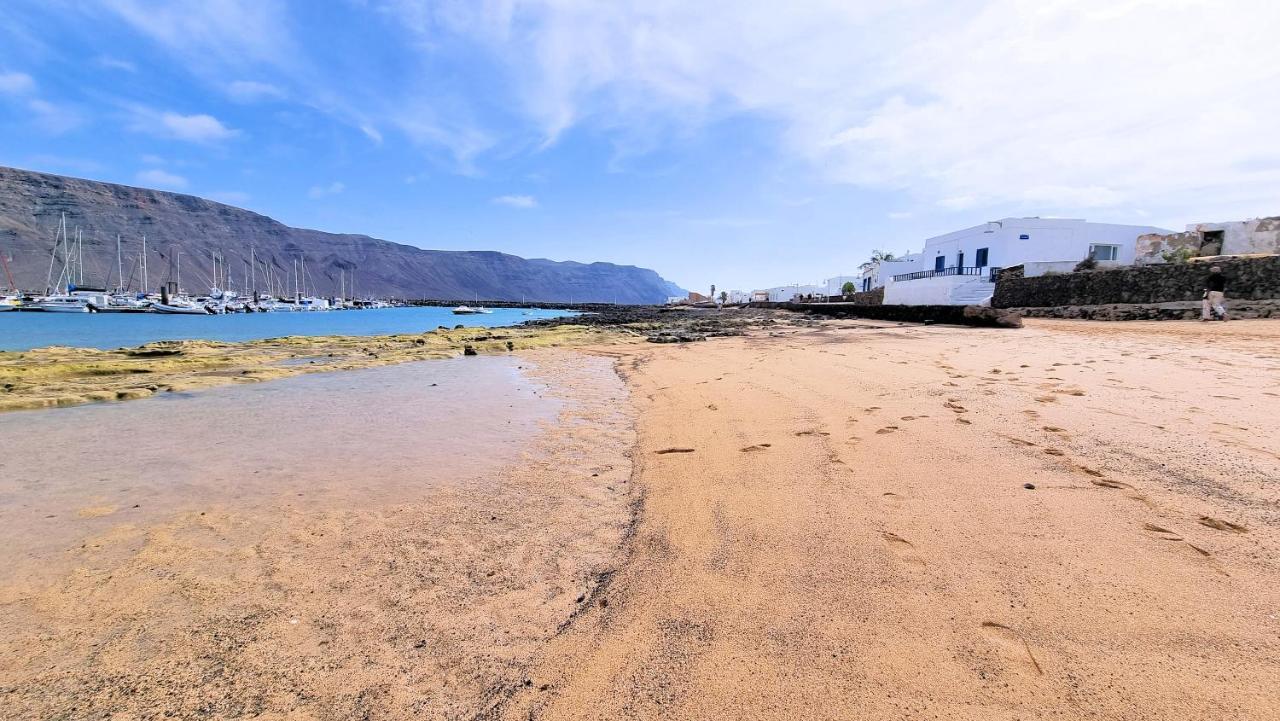 Suite Marrakech Beach, La Graciosa. Caleta de Sebo Exteriör bild